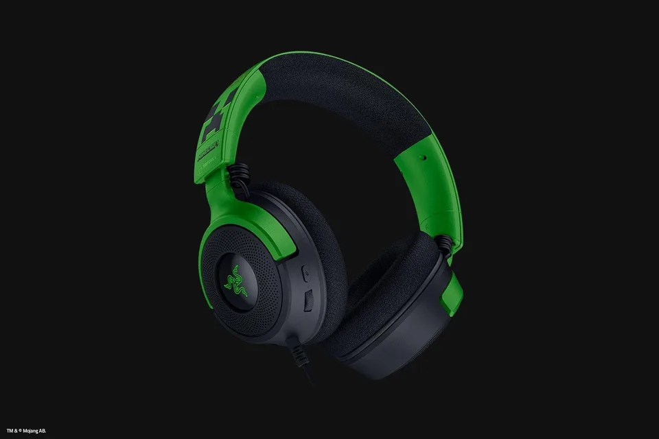 Razer Kraken V4 X Minecraft Edition - Gaming headset — produktfoto