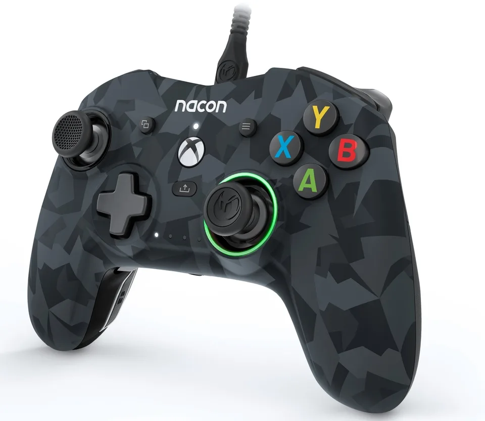 NACON Camo Pro Compact Kablet — produktfoto