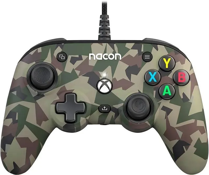 Nacon Pro Compact Kablet Controller Camo Grøn /Xbox Series X — produktfoto