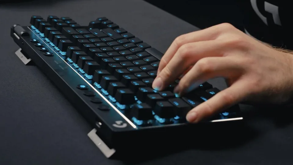 Logitech - G PRO X TKL Lightspeed - Tactile - Nordisk Tastatur — produktfoto