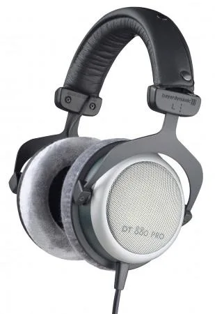 Beyerdynamic DT 880 PRO 250 ohm over-ear høretelefoner - sort, sølv Headset — produktfoto